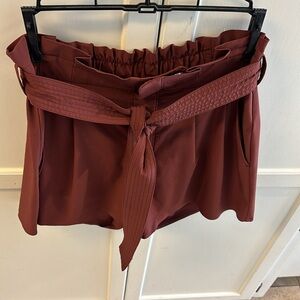 Athleta Skyline Short 2 Ladies Size 6